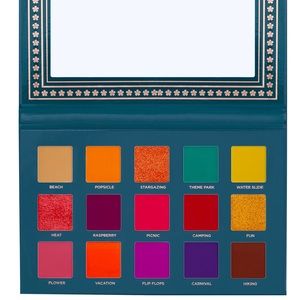 🎨 Ace Beaute Nostalgia Eyeshadow Palette 🎨